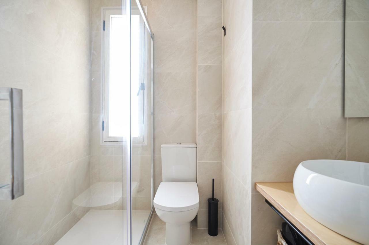 Retiro Park Apartments Madrid Exterior photo