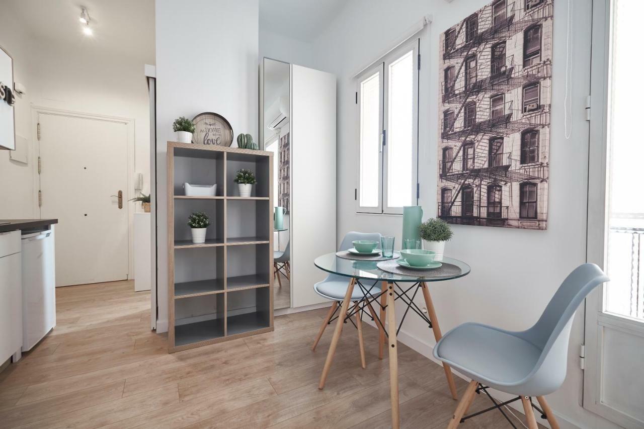 Retiro Park Apartments Madrid Exterior photo